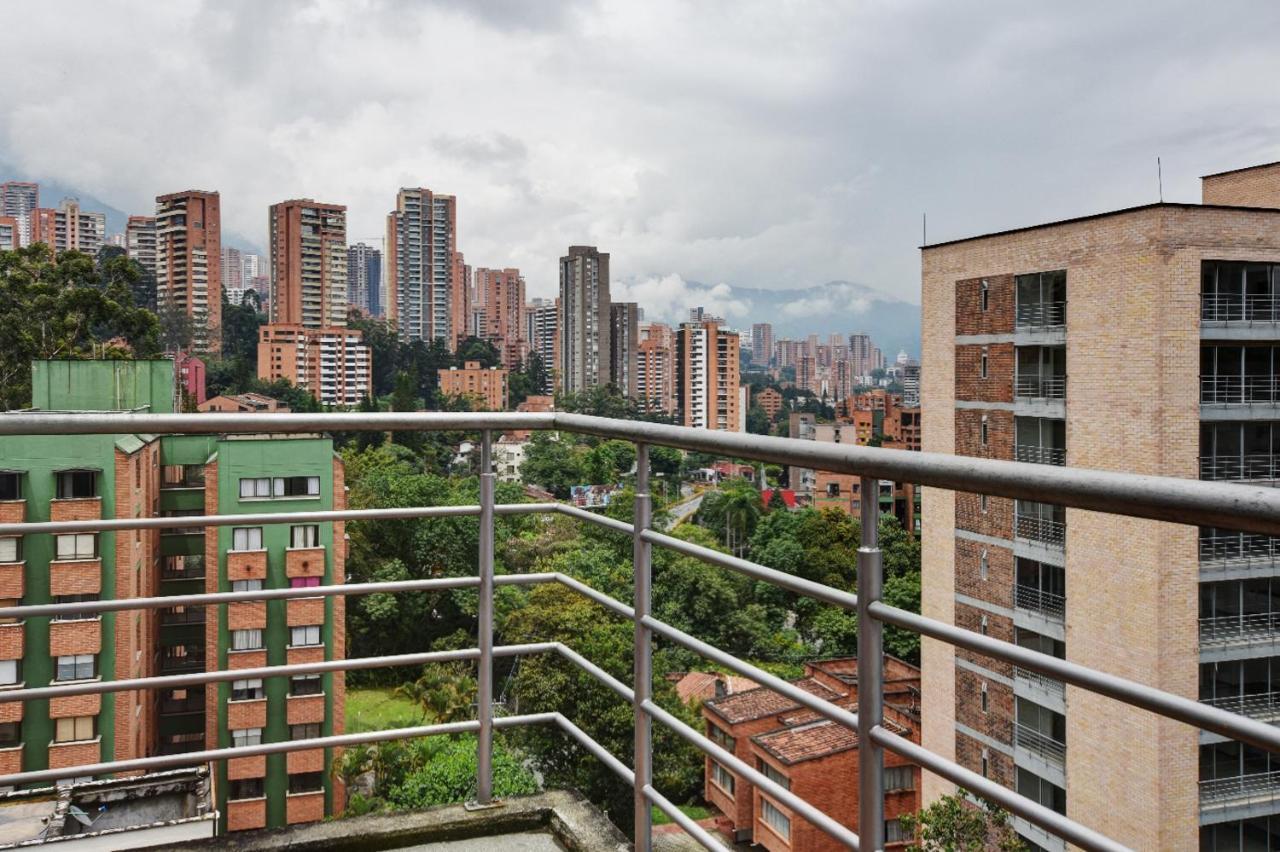 Cyan Suites Poblado By Mde Bnb 麦德林 外观 照片