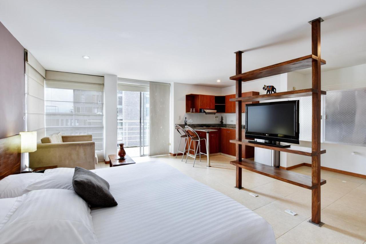 Cyan Suites Poblado By Mde Bnb 麦德林 外观 照片