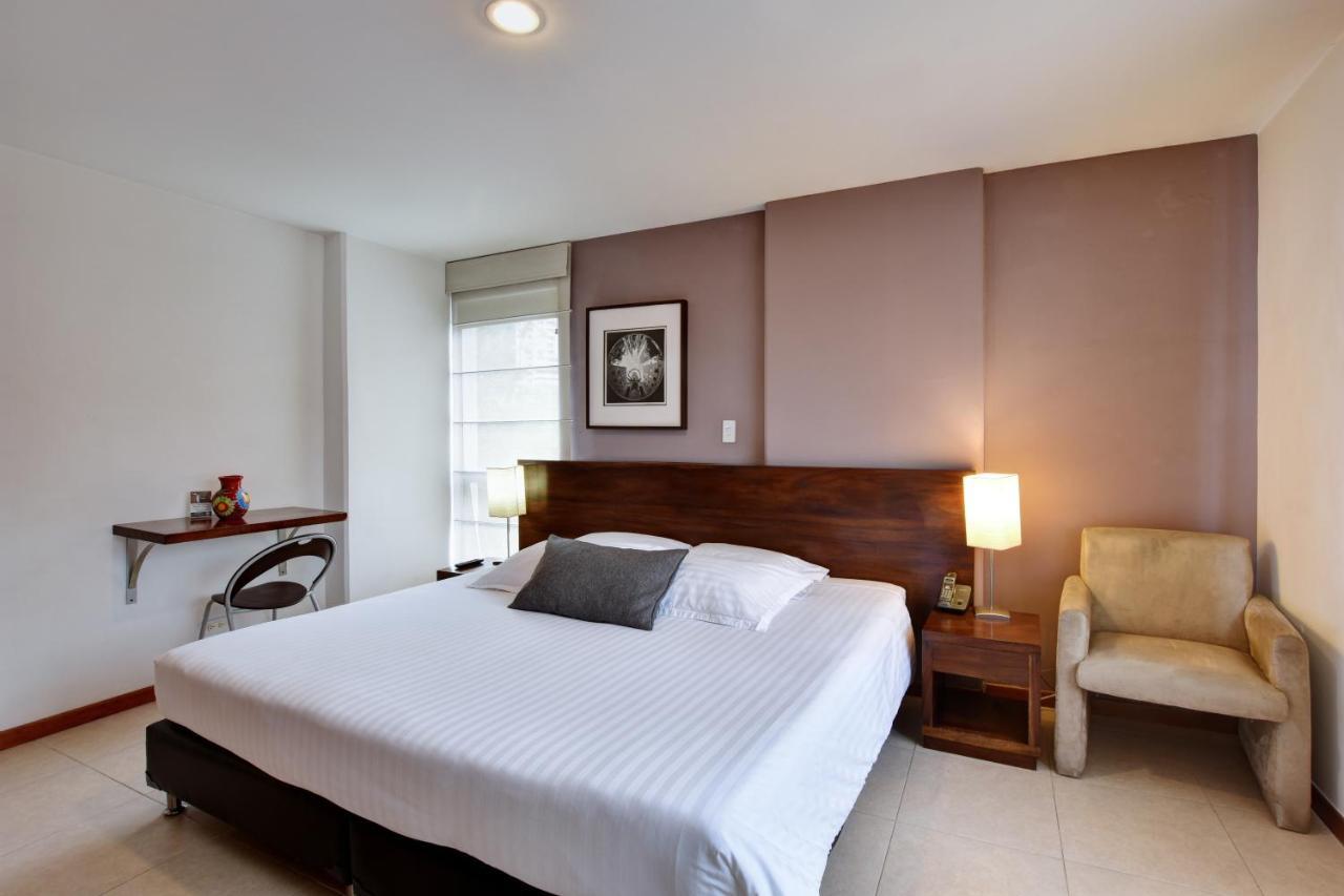 Cyan Suites Poblado By Mde Bnb 麦德林 外观 照片
