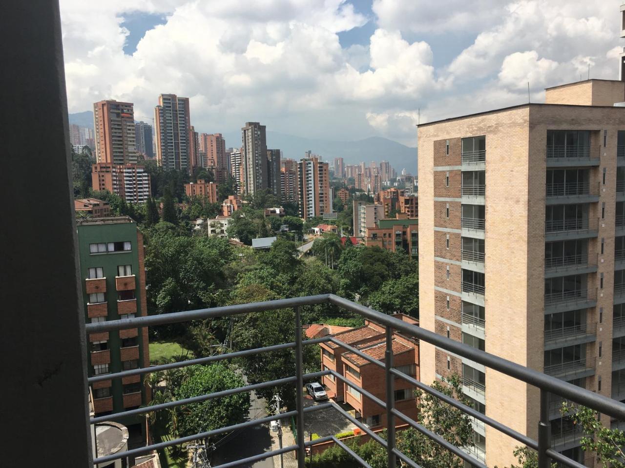Cyan Suites Poblado By Mde Bnb 麦德林 外观 照片