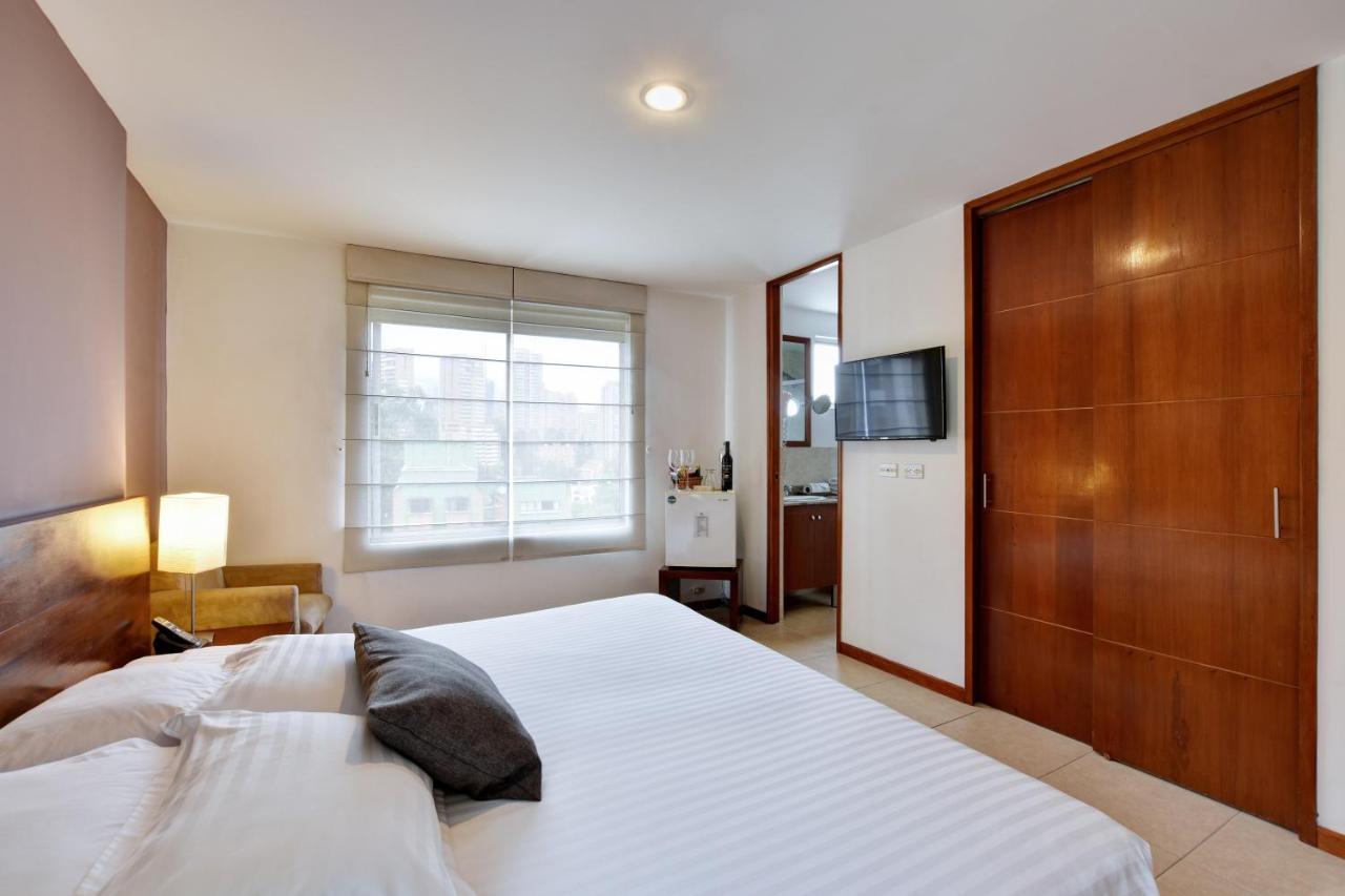 Cyan Suites Poblado By Mde Bnb 麦德林 外观 照片