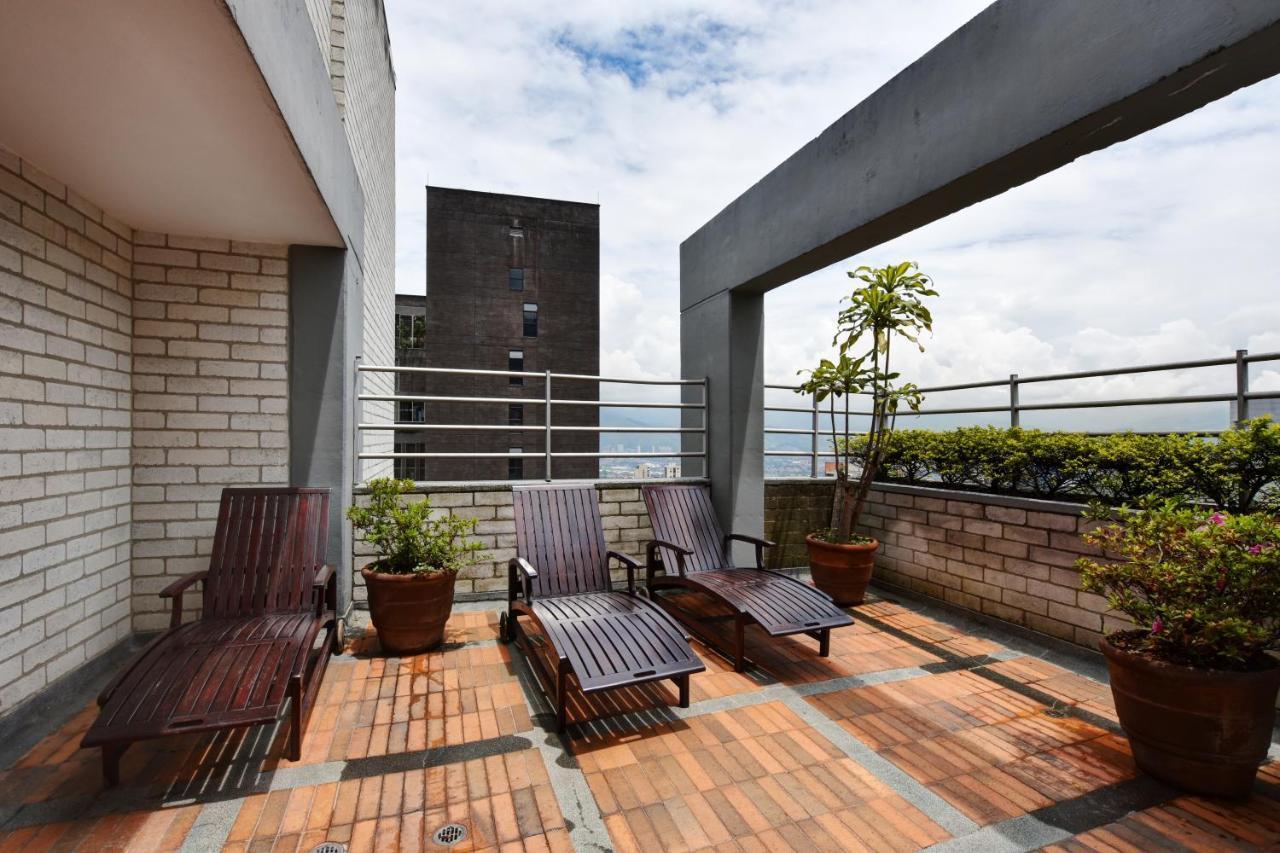 Cyan Suites Poblado By Mde Bnb 麦德林 外观 照片